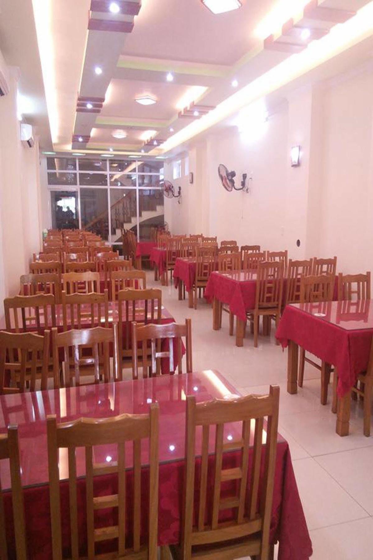 Hoang Ngoc Hotel Dong Khe Sau Eksteriør billede