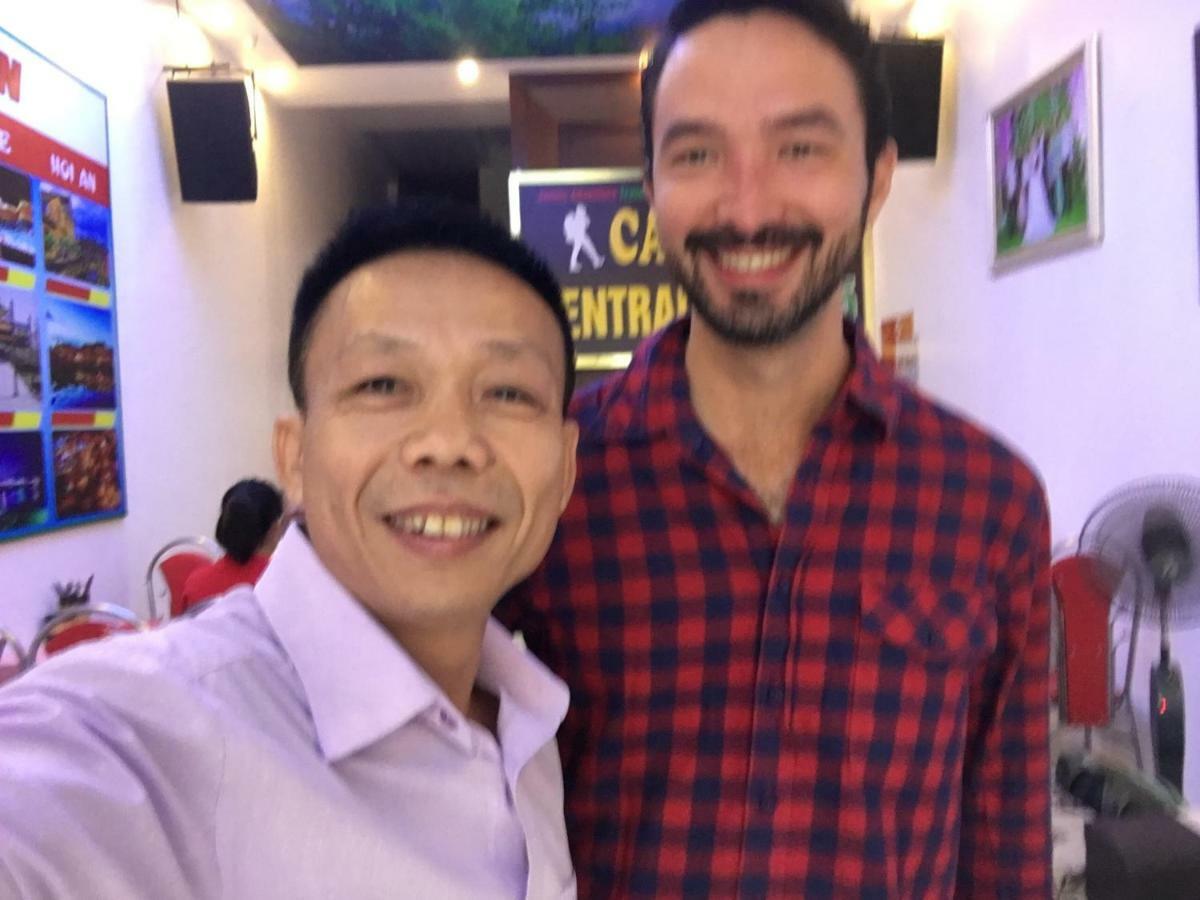 Hoang Ngoc Hotel Dong Khe Sau Eksteriør billede
