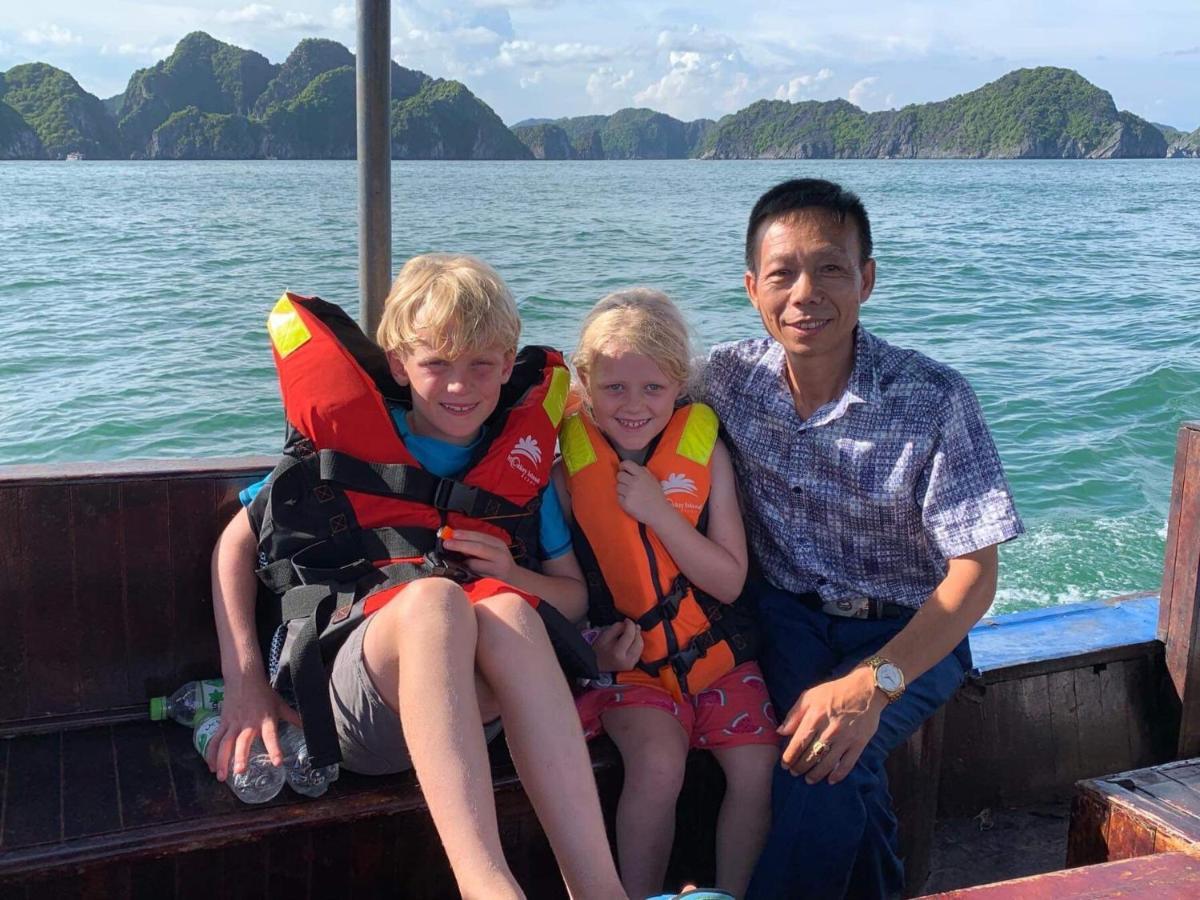 Hoang Ngoc Hotel Dong Khe Sau Eksteriør billede