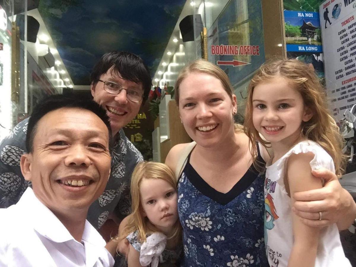 Hoang Ngoc Hotel Dong Khe Sau Eksteriør billede