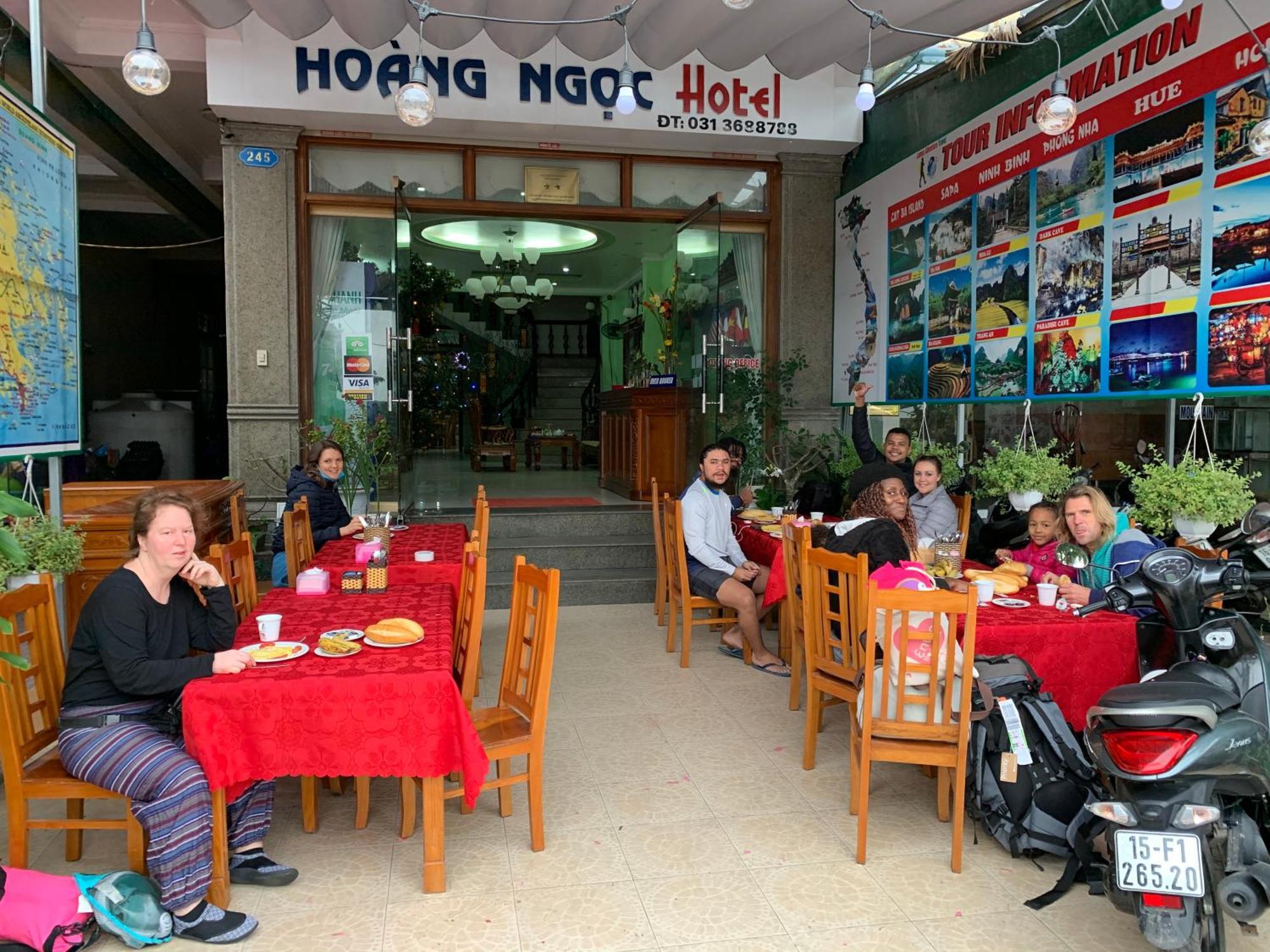 Hoang Ngoc Hotel Dong Khe Sau Eksteriør billede